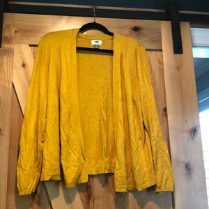 Cropped cardigan